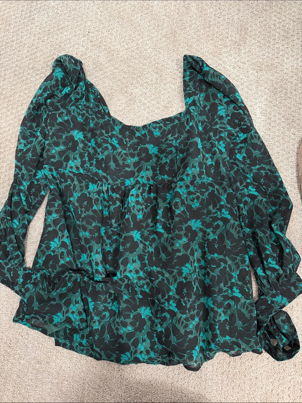 Isabel Maternity by Ingrid & Isabel Black and Teal Floral Maternity Blouse
